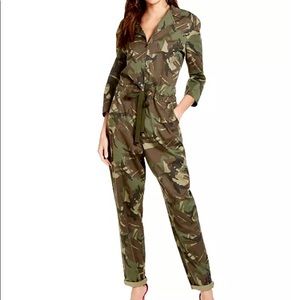 GUESS Small Camo-Print Jumpsuit